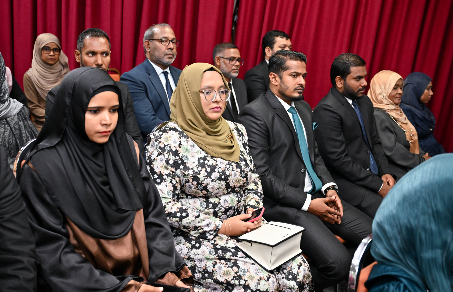 ގަޟާއީ އަހަރު ފެށުން ފާހަގަކުރަން ރޭ އިސްލާމީ މަރުކަޒުގައި ބޭއްވި ރަސްމިއްޔާތުގައި ބައިވެރިވި ބައެއް މީހުން.-- ފޮޓޯ: ރައީސް އޮފީސް