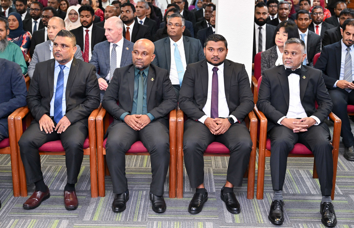 ގަޟާއީ އަހަރު ފެށުން ފާހަގަކުރަން ރޭ އިސްލާމީ މަރުކަޒުގައި ބޭއްވި ރަސްމިއްޔާތުގައި ޕްރޮސެކިއުޓާ ޖެނެރަލާއި ޝަރުއީ ދާއިރާގެ އިސް ބައެއް ބޭފުޅުން ބައިވެރިވަނީ --- ފޮޓޯ/ރައީސް އޮފީސް