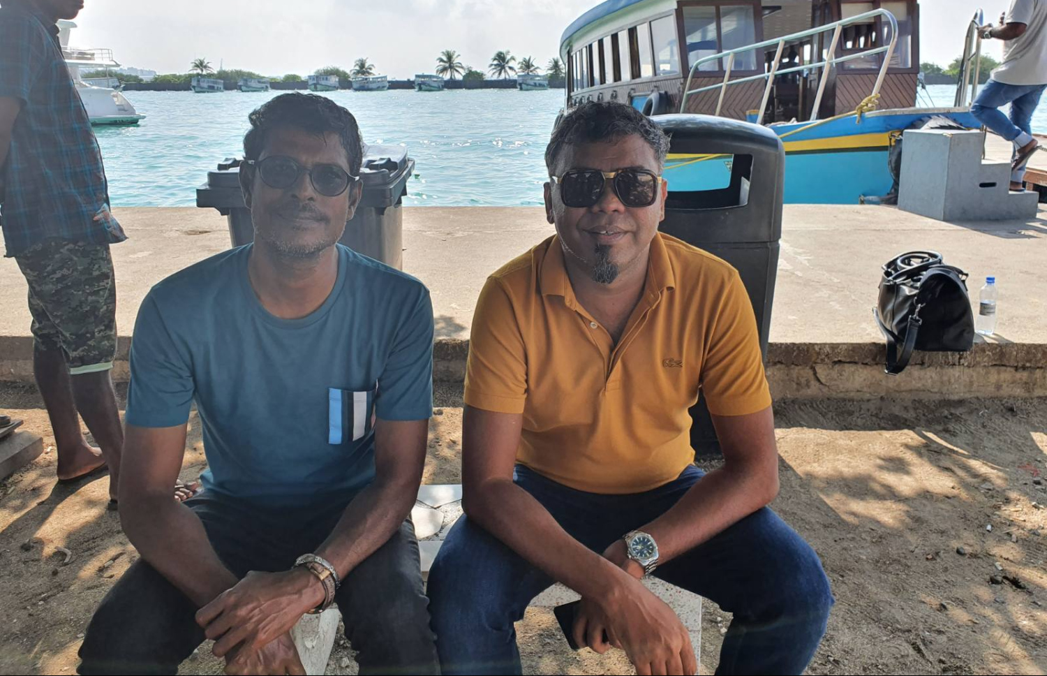 މަރޭ (ކ) އާއި މޯޑު: ވަރަށް ގާތް ދެ އެކުވެރިން.