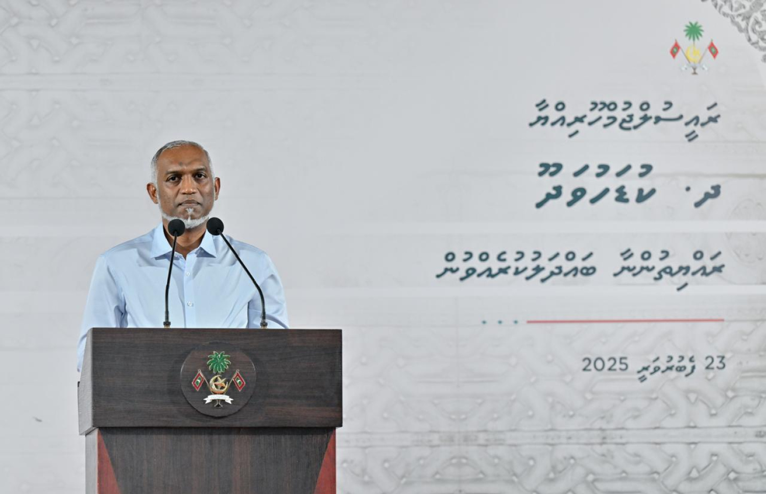 ކުޑަހުވަދޫގެ ރައްޔިތުންނާ ބައްދަލުކުރައްވައި ރައީސް މުއިއްޒު މިރޭ ވާހަކަފުޅު ދައްކަވަނީ.---ފޮޓޯ: ރައީސް އޮފީސް