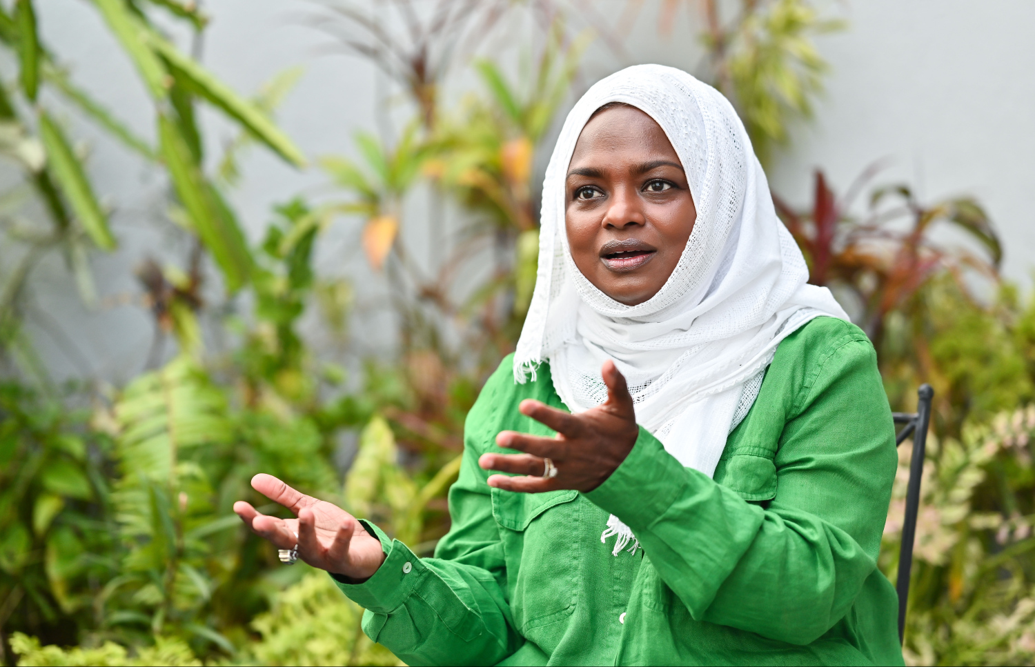 އަމަތުﷲ ޝަކީބު (އަމަތު އާންޓީ) "މިހާރު" އަށް އިންޓަވިއު ދެއްވަނީ.  --- ފޮޓޯ:ފަޔާޒް މޫސާ | މިހާރު