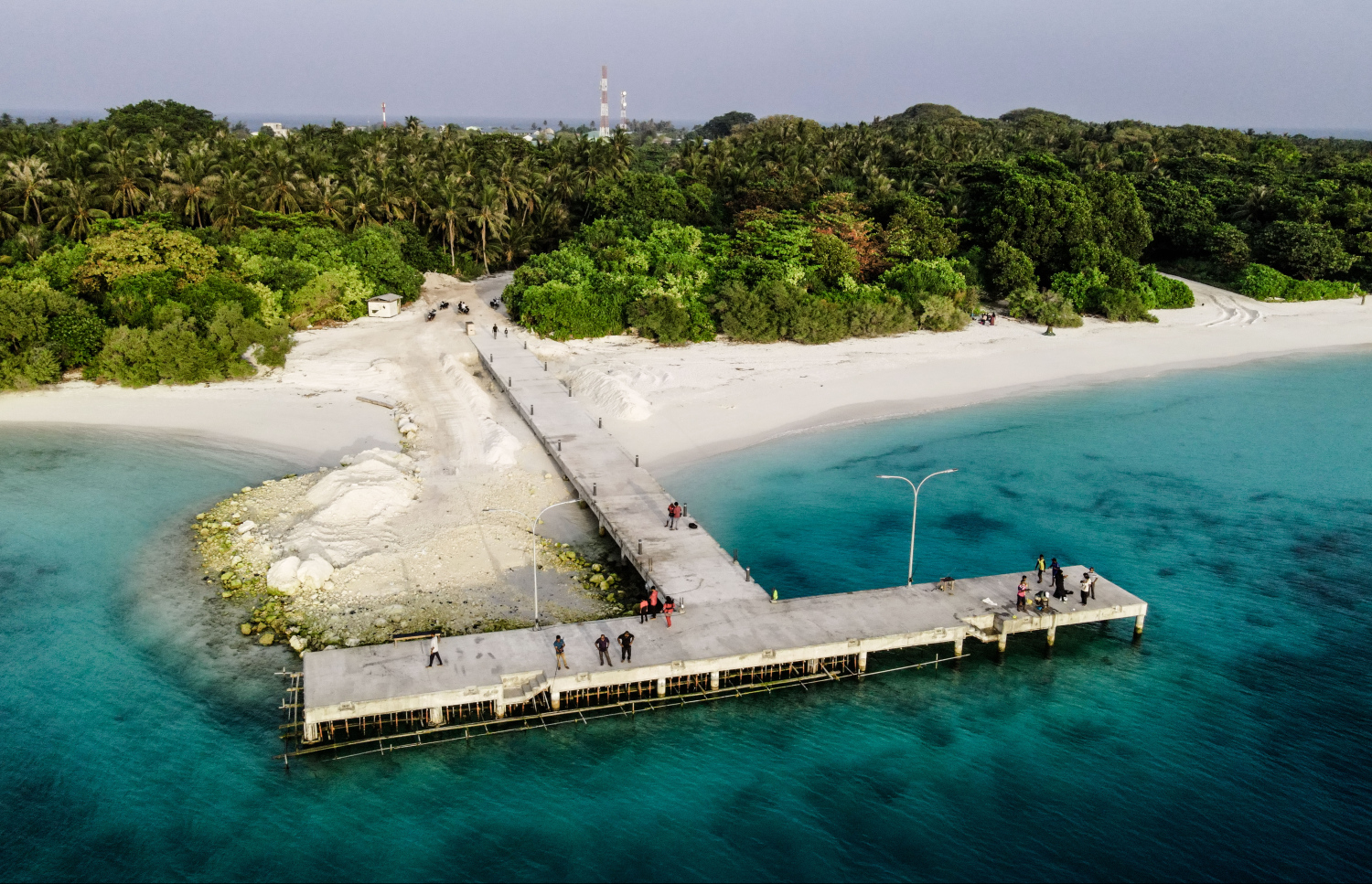 މަނަދޫގެ އެންމެންގެ އުފާވެރިކަމާ ގުޅިފައިވާ "ނާމަގު" ޖެޓީ: