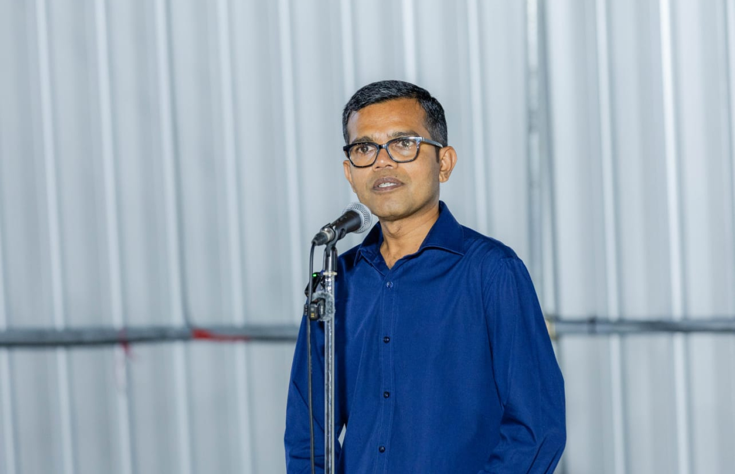 ރޭ އިންޖީނުގެ ހުޅުވަން ބޭއްވި ރަސްމިއްޔާތުގައި ސްޓެލްކޯގެ މެނޭޖިންގް ޑިރެކްޓަރު ހުސެއިން ފަހުމީ ވާހަކަ ދައްކަވަނީ.