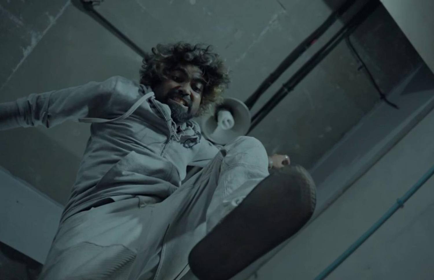 "އަބަދަށް" ފިލްމުގެ މަންޒަރެއް.--