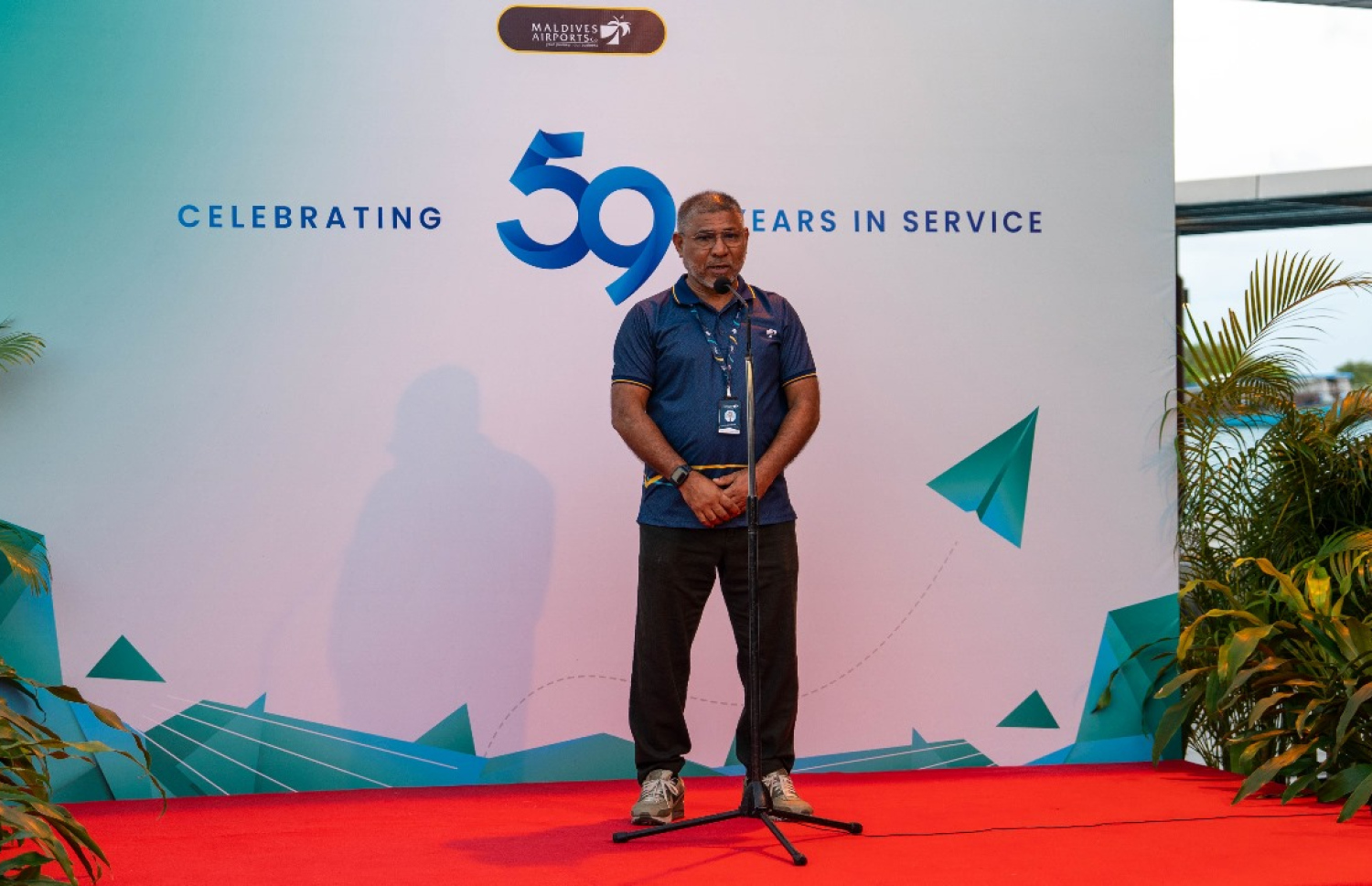 ވެލާނާ އިންޓަނޭޝަނަލް އެއާޕޯޓަށް 59 އަހަރު ފުރުން ފާހަގަކުރުމަށް މިއަދުގެ ހެނދުނު ބޭއްވި ރަސްމިއްޔާތުގައި އެމްއޭސީއެލްގެ އެމްޑީ ޝަރީފު ވާހަކަ ދައްކަވަނީ.---ފޮޓޯ: އެމްއޭސީއެލް