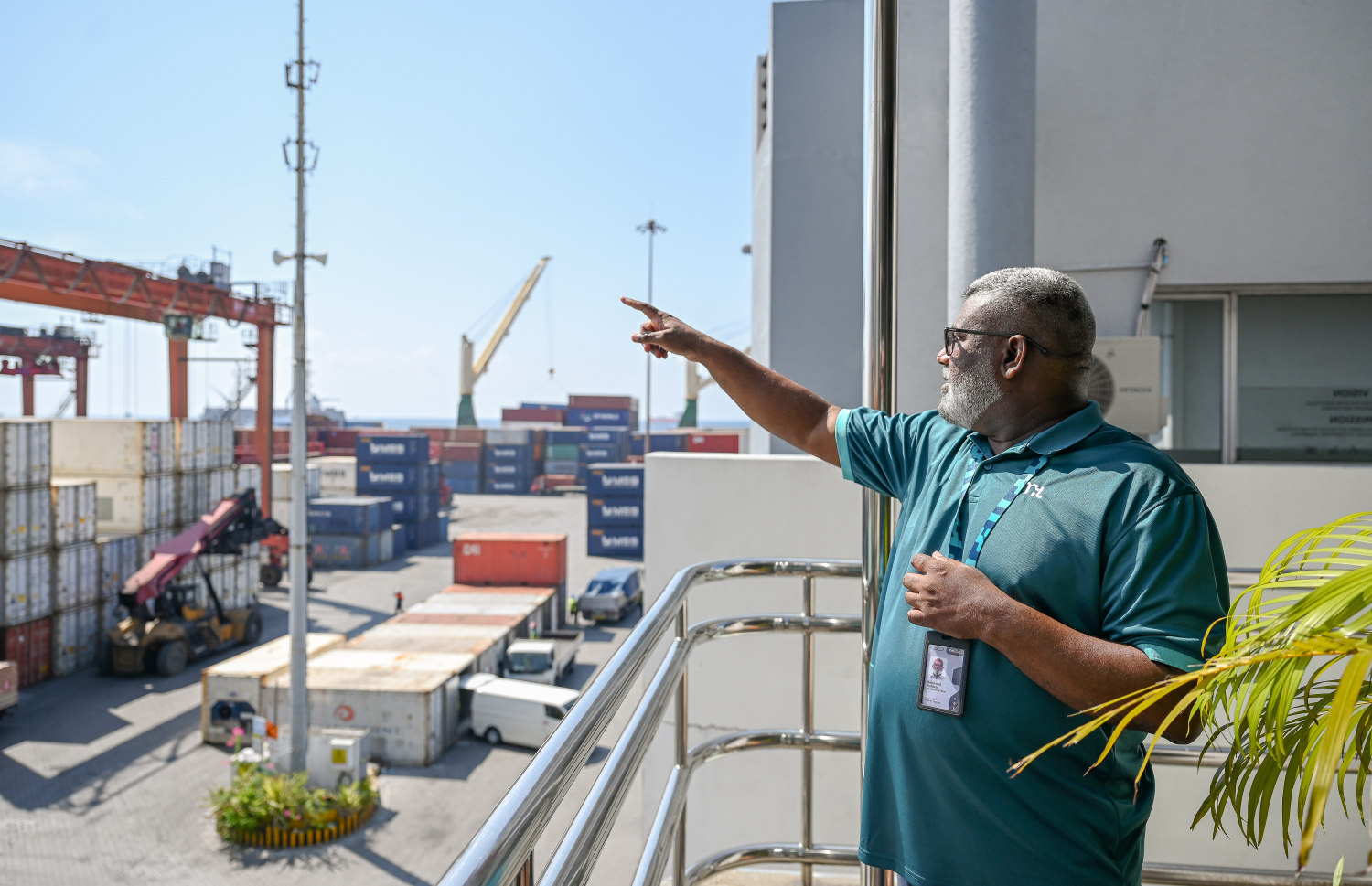 އެމްޕީއެލްގެ އެމްޑީ ރިޝްވާން ބަނދަރުގެ ހާލަތު ދައްކާލައްވަނީ.