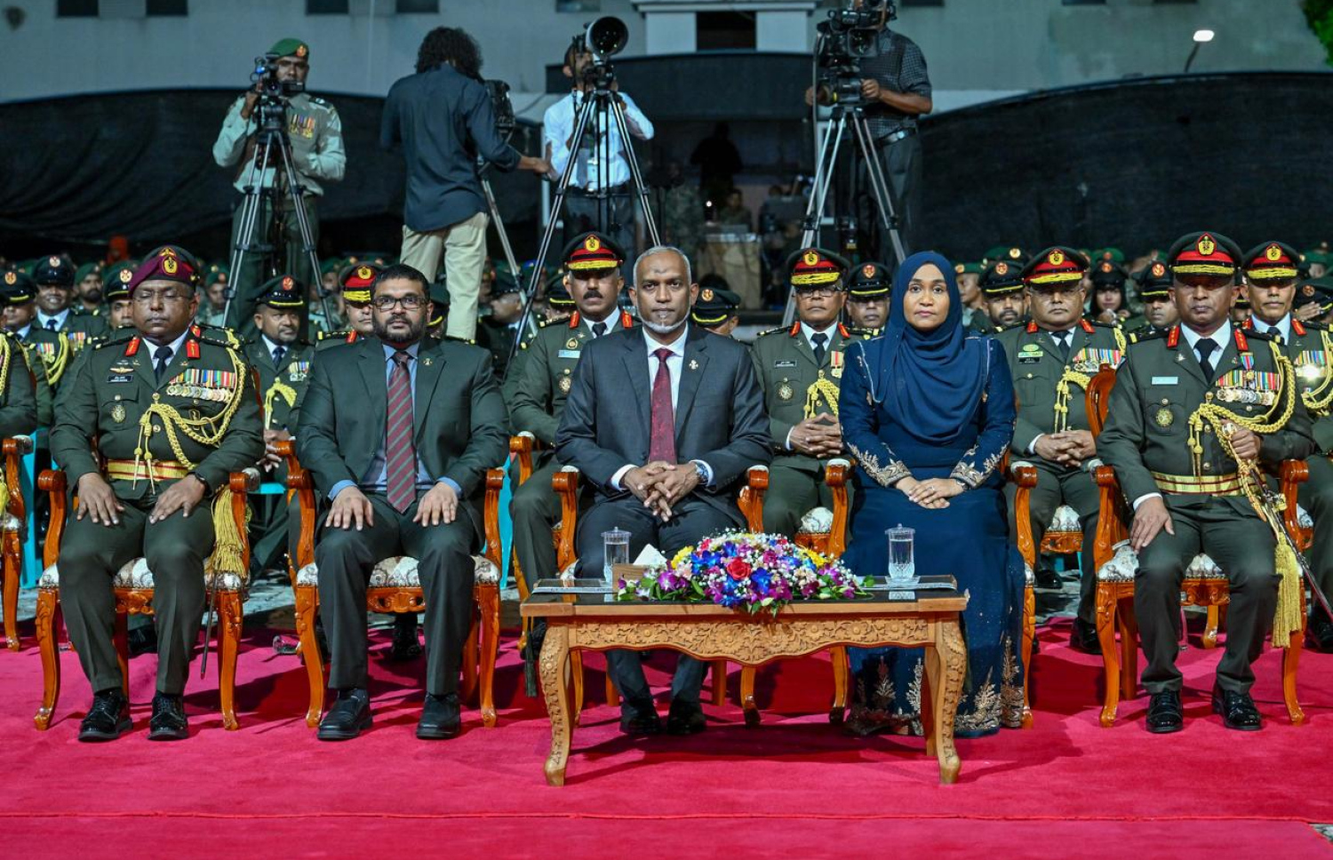 ސިފައިންގެ އަހަރީ ދުވަސް ފާހަގަ ކުރަން ބޭއްވި ޖަލްސާގެ ތެރެއިން: ދިވެހި ސިފައިންގެ އާމީއެއް އުފައްދާނެ ކަމަށް ރައީސް ވިދާޅުވި