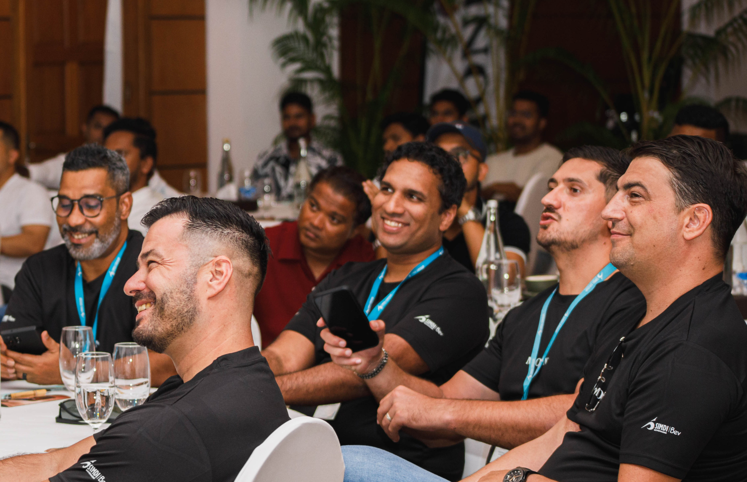 "މޮނިން ޑޭ" ހަރަކާތުގައި ސިމްޑީގެ އިސްވެރިން.