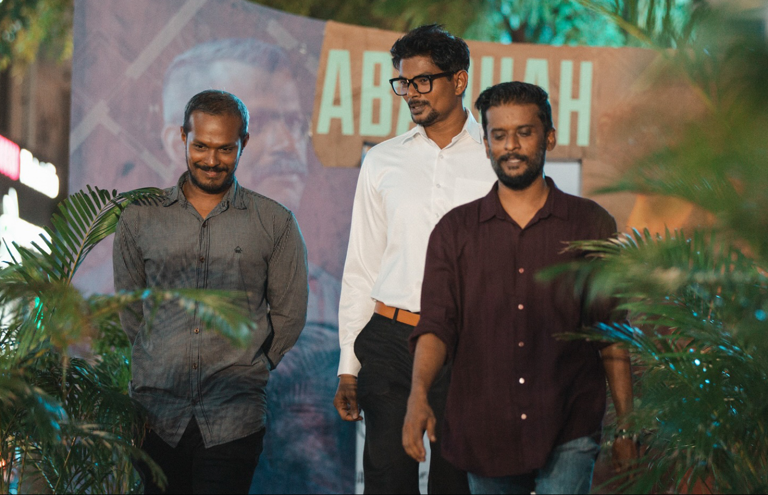 ދިވެހި ފިލްމު "އަބަދަށް"ގެ ރެޑްކާޕެޓް އިވެންޓްގައި ފިލްމީތަރީ އަލީ ސީޒަން ބައިވެރިވަނީ -- ފޮޓޯ: ނޫރް އެން މޫވީ