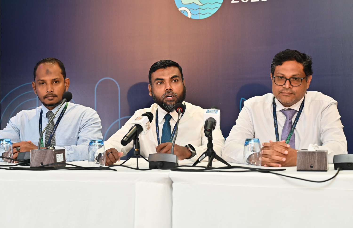 އެމްއައިބީ އިން ބޭއްވި ނޫސްވެރިންގެ ބައްދަލުވުން. ގެސްޓްހައުސް ސިމްޕޯސިއަމް މިއަހަރު ވެސް ބޭއްވުމަށް ވަނީ ނިންމާފައި -- ފޮޓޯ: ނިޝާން އަލީ / މިހާރު