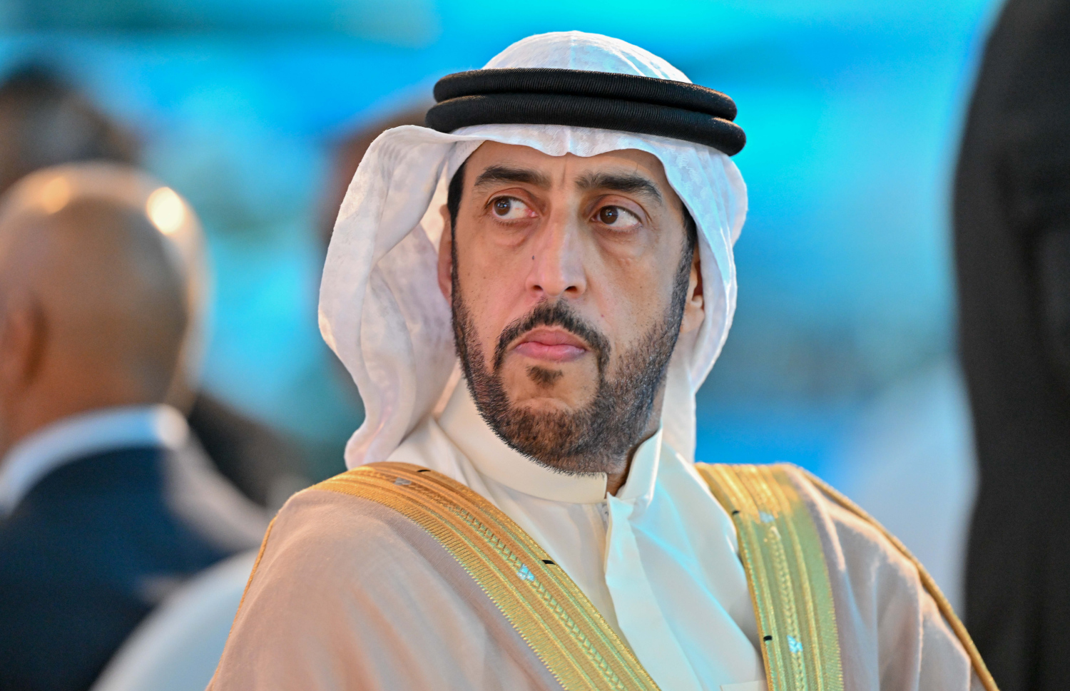 ދިވެހި ސަރުކާރާއި އެމްބީއެސް ގްލޯބަލްއާ ދެމެދު މޯލްޑިވްސް އިންޓަނޭޝަނަލް ފައިނޭންޝަލް ސެންޓަރު ގާއިމުކުރުމުގެ އެއްބަސްވުމުގައި ސޮއިކުރުމަށް ބޭއްވި ރަސްމިއްޔާތުގައި އެ ކުންފުނީގެ އިސްވެރިއަކު ބައިވެރިވެވަޑައިގަންނަވަނީ.--- ފޮޓޯ: ރައީސް އޮފީސް