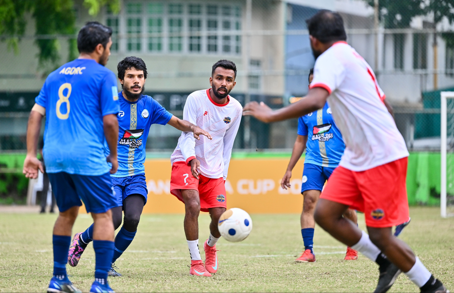 ބަންޑާރަ ކަޕްގެ މެޗެއް ކުރިއަށް ދަނީ. މި މުބާރާތް ކުރިއަށް ދާނީ މިއަދުން ފެށިގެން 17 ވަނަ ދުވަހުގެ ނިޔަލަށް -- ފޮޓޯ: ފަޔާޒު މޫސާ | މިހާރު