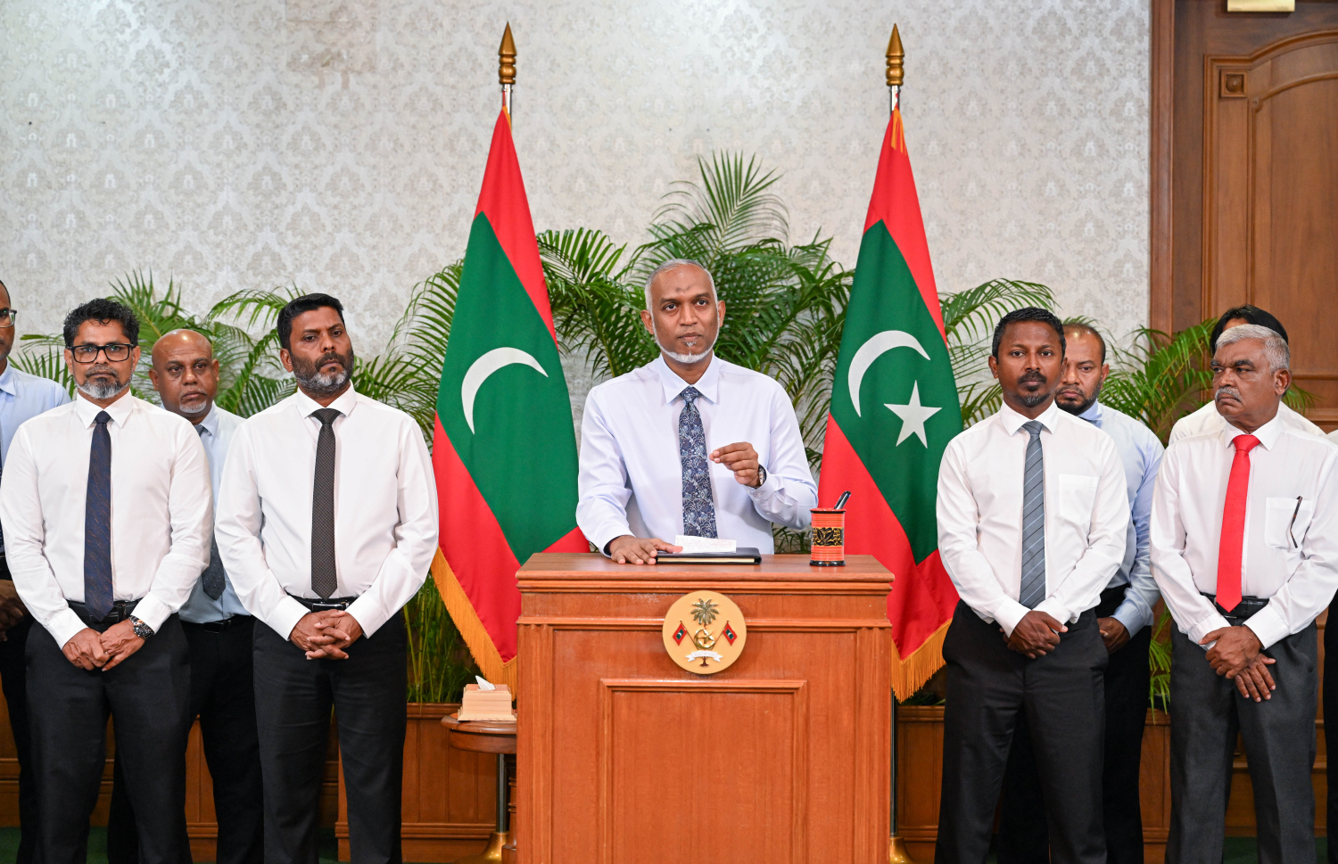 ކުޅިވަރުގެ ގާނޫނަށް އިސްލާހު ގެނައުމުގެ ބިލު މިއަދު ތަސްދީގު ކުރެއްވުމަށް ފަހު ރައީސް މުއިއްޒު ވާހަކަ ދައްކަވަނީ.---ފޮޓޯ: ރައީސް އޮފީސް