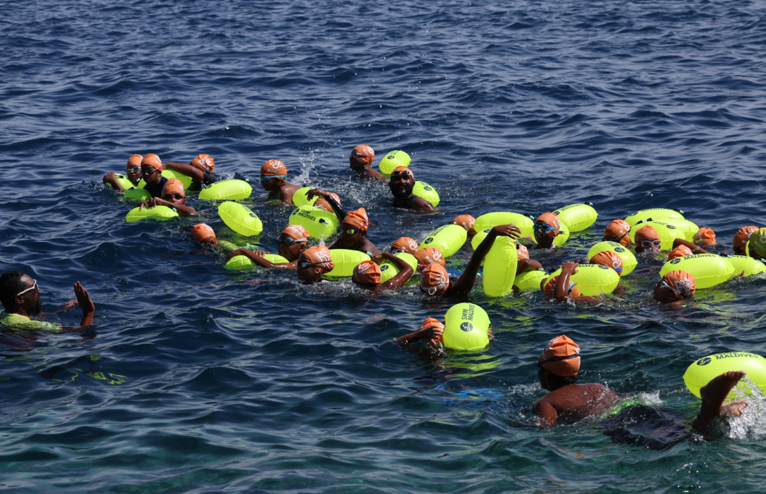 ދިރާގު "މާލެ އޯޕަން 2025" ފެތުމުގެ މުބާރާތުގައި ބައިވެރިވި ފެތުންތެރިން ފަތަނީ،--- ފޮޓޯ: ދިރާގު