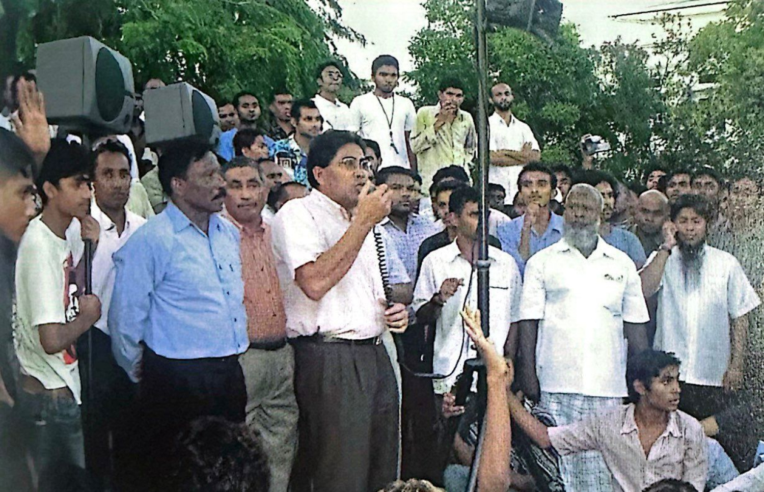 އޮގަސްޓް 12 އަދި 13 ހަރަކާތުގައި ފަރީދު ބައިވެރިވެވަޑައިގަންނަވަނީ: އެ ހަރަކާތާ ގުޅިގެން އޭނާ ހައްޔަރުކުރި