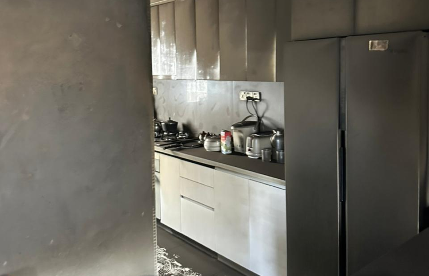 ވިނަރެސް ފްލެޓުގެ ރޯވި އެޕާޓްމަންޓް-- ފޮޓޯ: އެންޑީއެމްއޭ