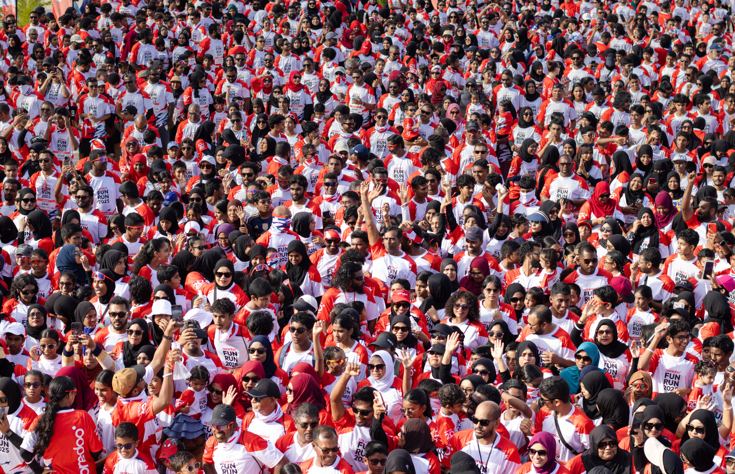 އުރީދޫ ފަން ރަން ފެށުމަށް ދުވުންތެރިން ތައްޔާރުވަނީ: އައްޑޫގައި ބޭއްވި މި ފޯރިގަދަ މި ރަން އަށް އެ ސިޓީން ވަރަށް ބޮޑު ތަރުހީބެއް ދިން.---ފޮޓޯ: އުރީދޫ