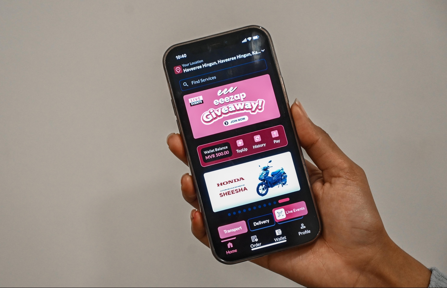 އީޒްއެޕް މޮބައިލް އެޕްލިކޭޝަން. -- ފޮޓޯ: މޫސާ ފަޔާޒް | މިހާރު