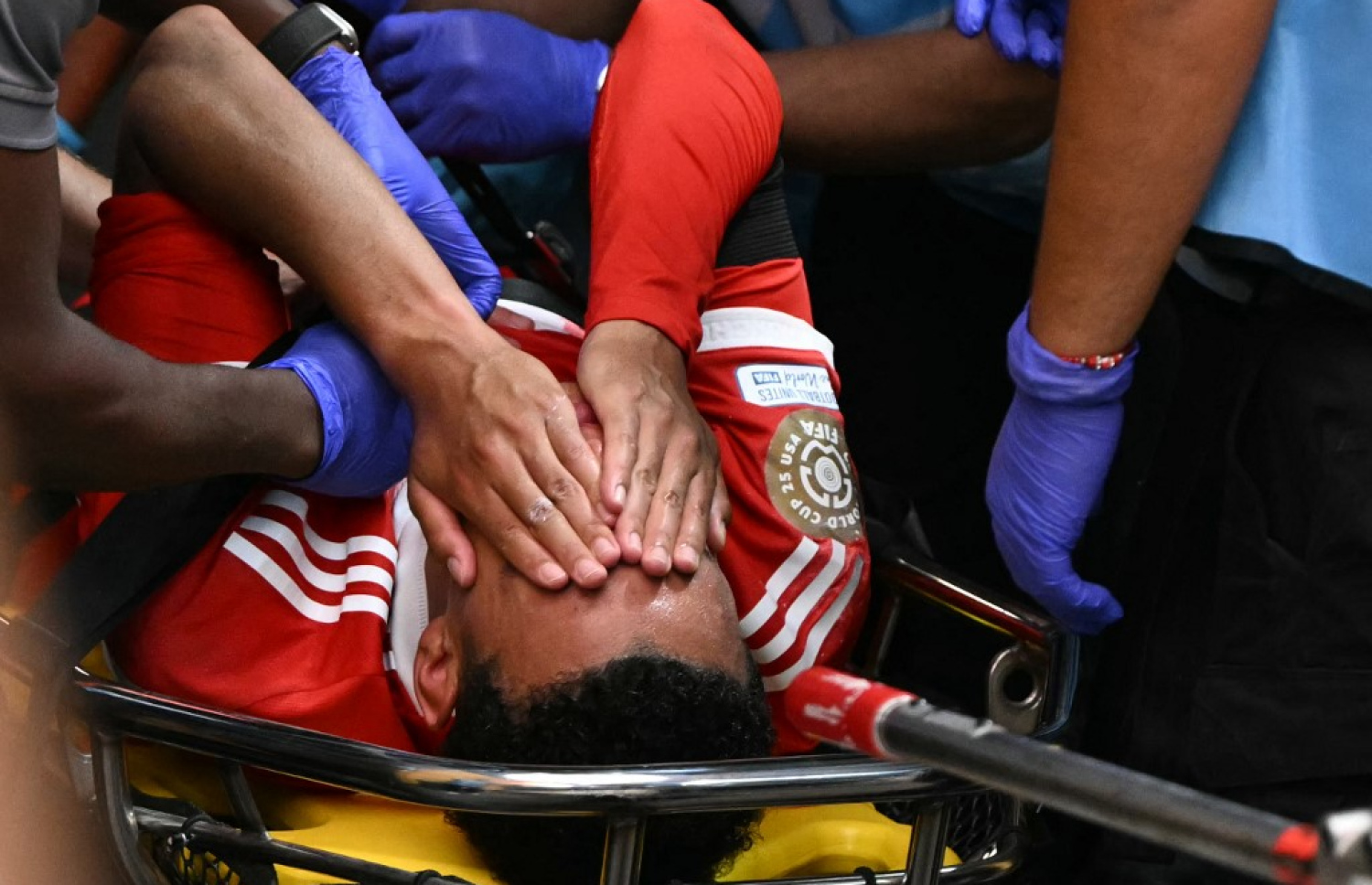 މުސިއާލާ އަށިގަނޑުގައި: އޭނާގެ އަނިޔާ ސީރިއަސްކަމަށް ބެލޭވެ --- ފޮޓޯ: އޭއެފްޕީ