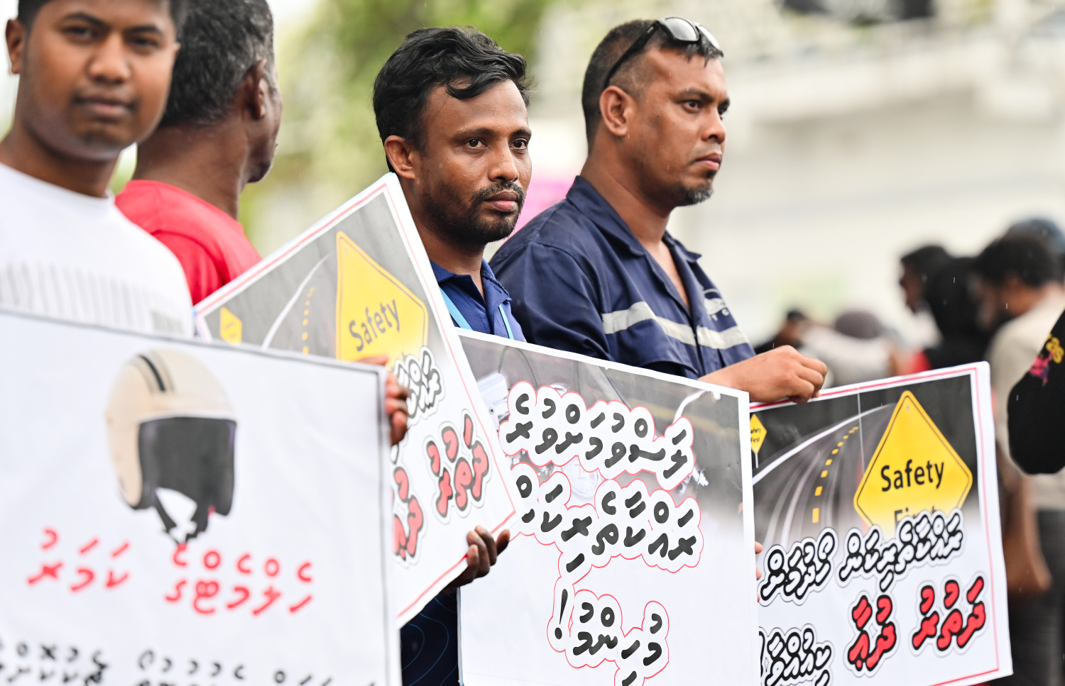 މާލޭގައި ހިނގަމުންދާ ނުރައްކާތެރި އެކްސިޑެންޓްތަކާ ގުޅޭގޮތުން އާންމު ރައްޔިތުން ހޭލުންތެރިކުރުމަށްޓަކައި ޓްރެފިކް ޕޮލިސް ޑިޕާޓްމަންޓުގެ ފަރާތުން މިއަދު މާލޭގައި ހިންގި ސިނާރިއޯ ބޭސްޑް އެކްސައިޒް. ..-- ފޮޓޯ: ނިޝާން އަލީ | މިހާރު