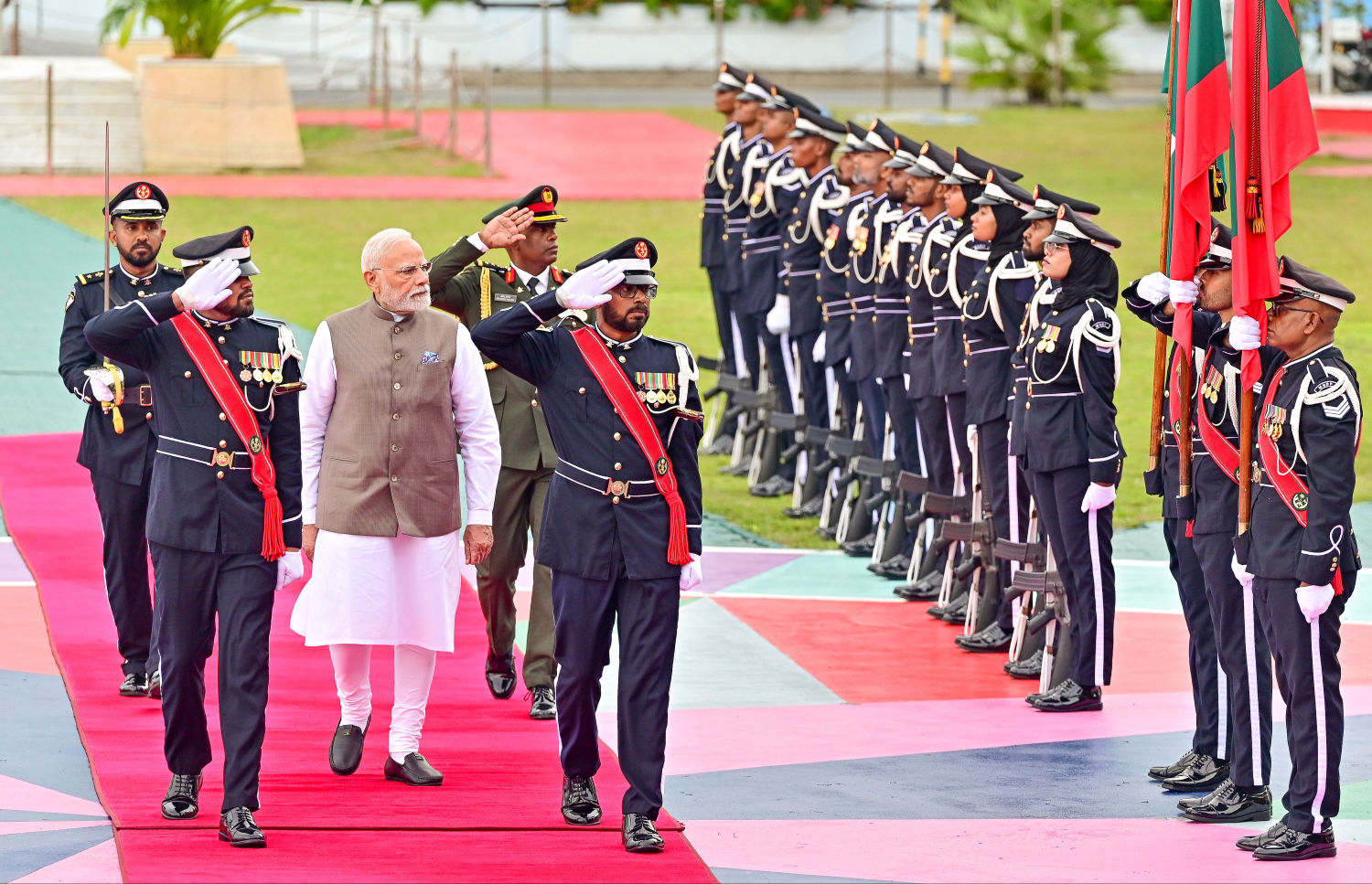 އިންޑިއާގެ ބޮޑުވަޒީރު މޯދީގެ ދަތުރުފުޅު