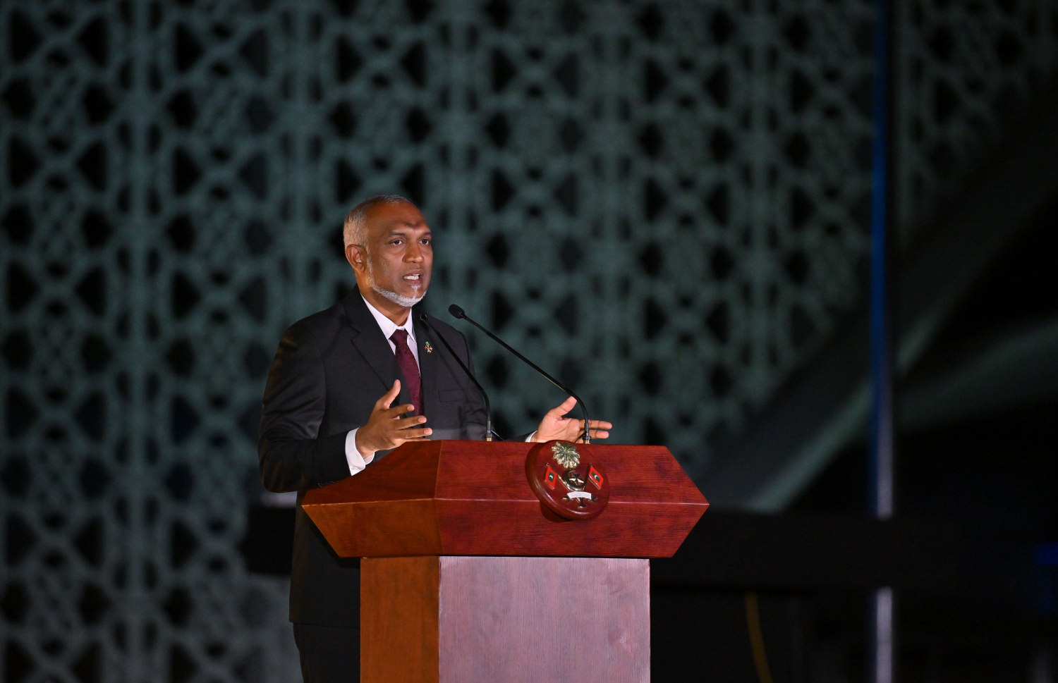 މިރޭގެ ރަސްމިއްޔާތުގައި ރައީސް މުއިއްޒު ވާހަކަފުޅު ދައްކަވަނީ.---ފޮޓޯ: ރައީސް އޮފީސް