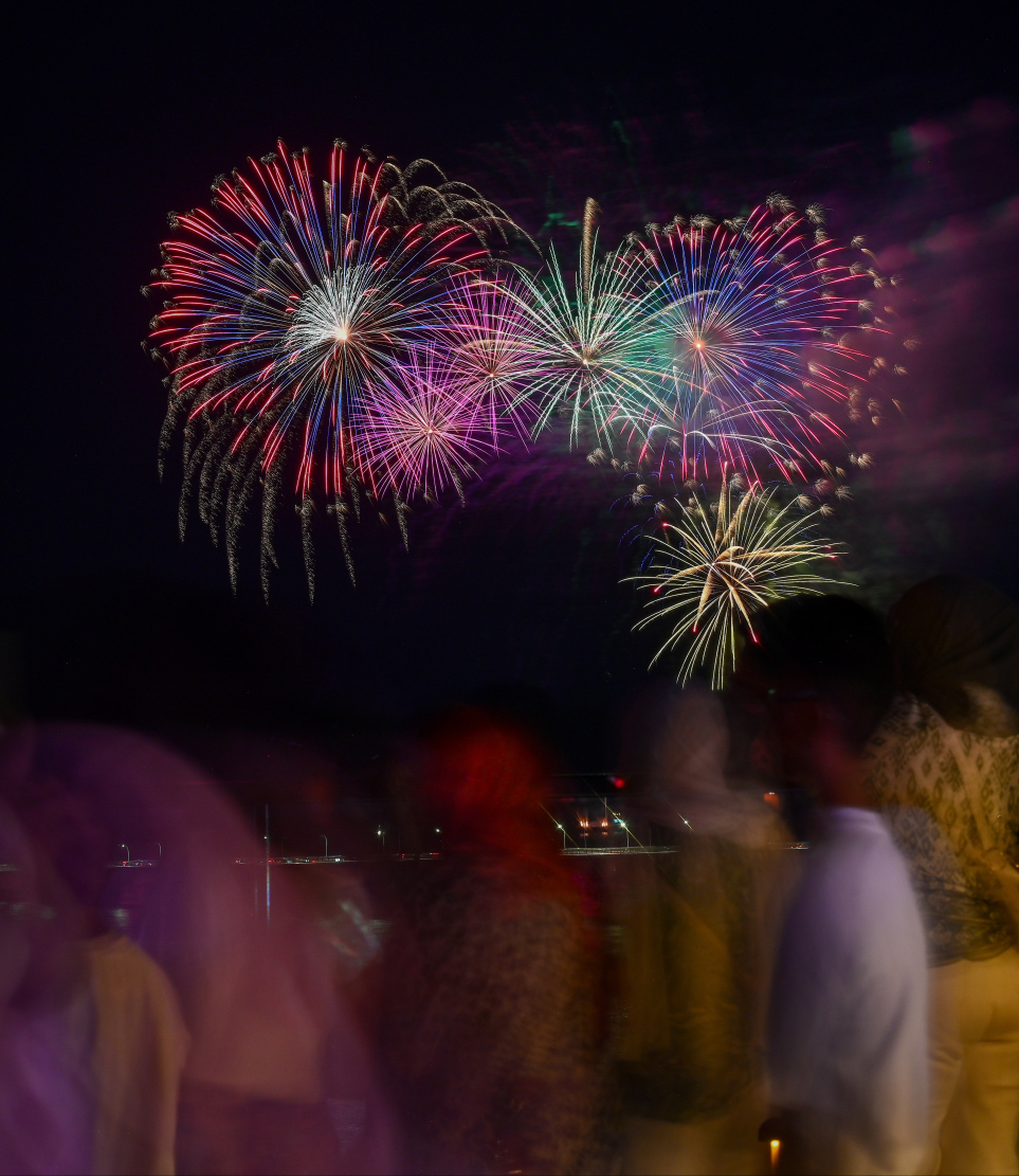 ވެލާނާ އިންޓަނޭޝަނަލް އެއާޕޯޓުގެ އާ ޓާމިނަލް ހުޅުވުމުގެ އުފަލުގައި އެއާޕޯޓް ކައިރީގައި މިރޭ ހަވާ އަރުވަނީ.---ފޮޓޯ: ނިޝާން އަލީ| މިހާރު