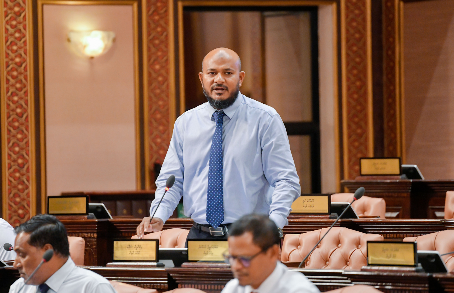ބާރަށު ދާއިރާގެ މަޖިލިސް މެމްބަރު އިންރާހިމް ޝުޖާއު.-- ފޮޓޯ: މަޖިލިސް