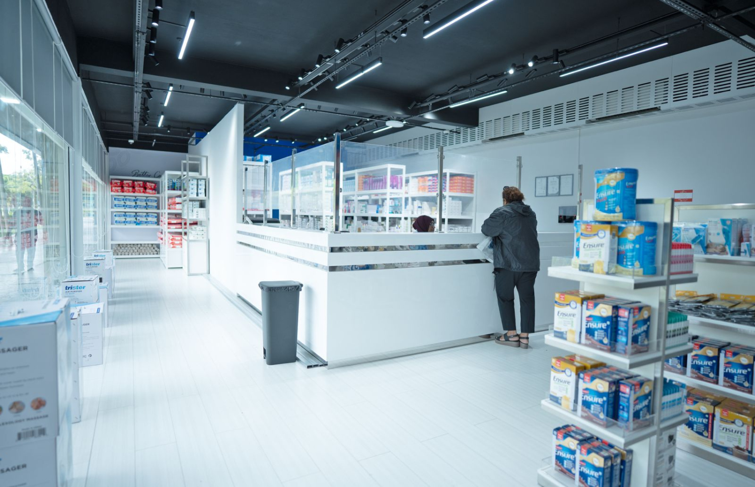 ހުޅުމާލެ ފޭސް 1 ގައި ހުޅުވި އެސްޓީއޯގެ އާ ފާމަސީ. --ފޮޓޯ: އެސްޓީއޯ