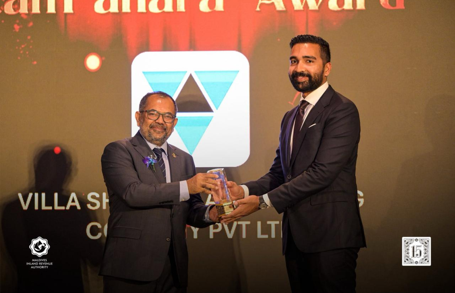 އެންމެ ގިނައިން ޓެކްސް ދެއްކި 15 ކުންފުނީގެ ތެރޭ ހިމެނޭ ވިލާއަށް ހާއްސަ އެވޯޑް ދެނީ