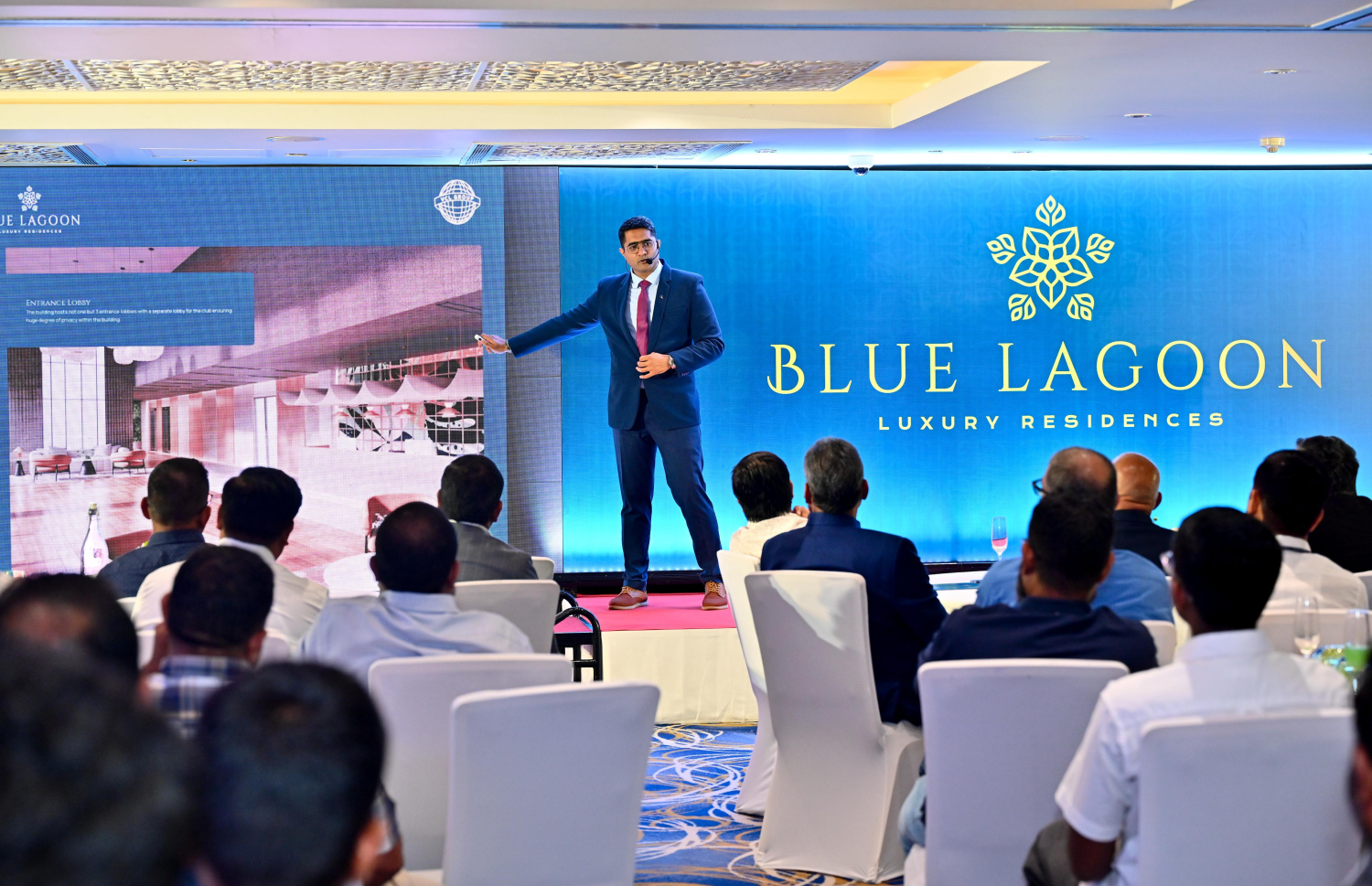 ބްލޫ ލެގޫން އިމާރާތުގެ ތައާރަފެއް ރޭ ދެއްވަނީ.---ފޮޓޯ: ނިޝާން އަލީ| މިހާރު