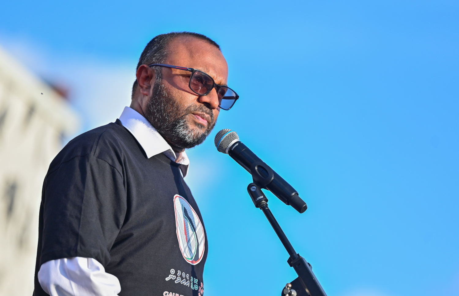 އިޒްރޭލުގެ ޖަރީމާތަކާ ދެކޮޅަށް މިއަދު ބޭއްވި ބޮޑު އެއްވުމުގައި އިސްލާމިކް މިނިސްޓަރު ޑރ. ޝަހީމް ވާހަކަ ދައްކަވަނީ.--- ފޮޓޯ: ފަޔާޒު މޫސާ | މިހާރު