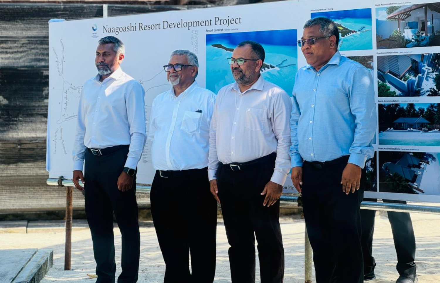 ނާގޯށި މަޝްރޫއު ފިނޭންސް މިނިސްޓަރު މޫސާ ޒަމީރާއި އެމްޓީޑީސީ ޗެއާމަން އަބްދުﷲ ފާއިޒާއި ބޭންކް އޮފް މޯލްޑިވްސް ސީއީއޯ މުހައްމަދު ޝަރީފްގެ އިތުތުން ބޭންކުގެ ޗެއާމަން އަހުމަދު އަލީ ހަބީބް-- ފޮޓޯ: މިހާރު