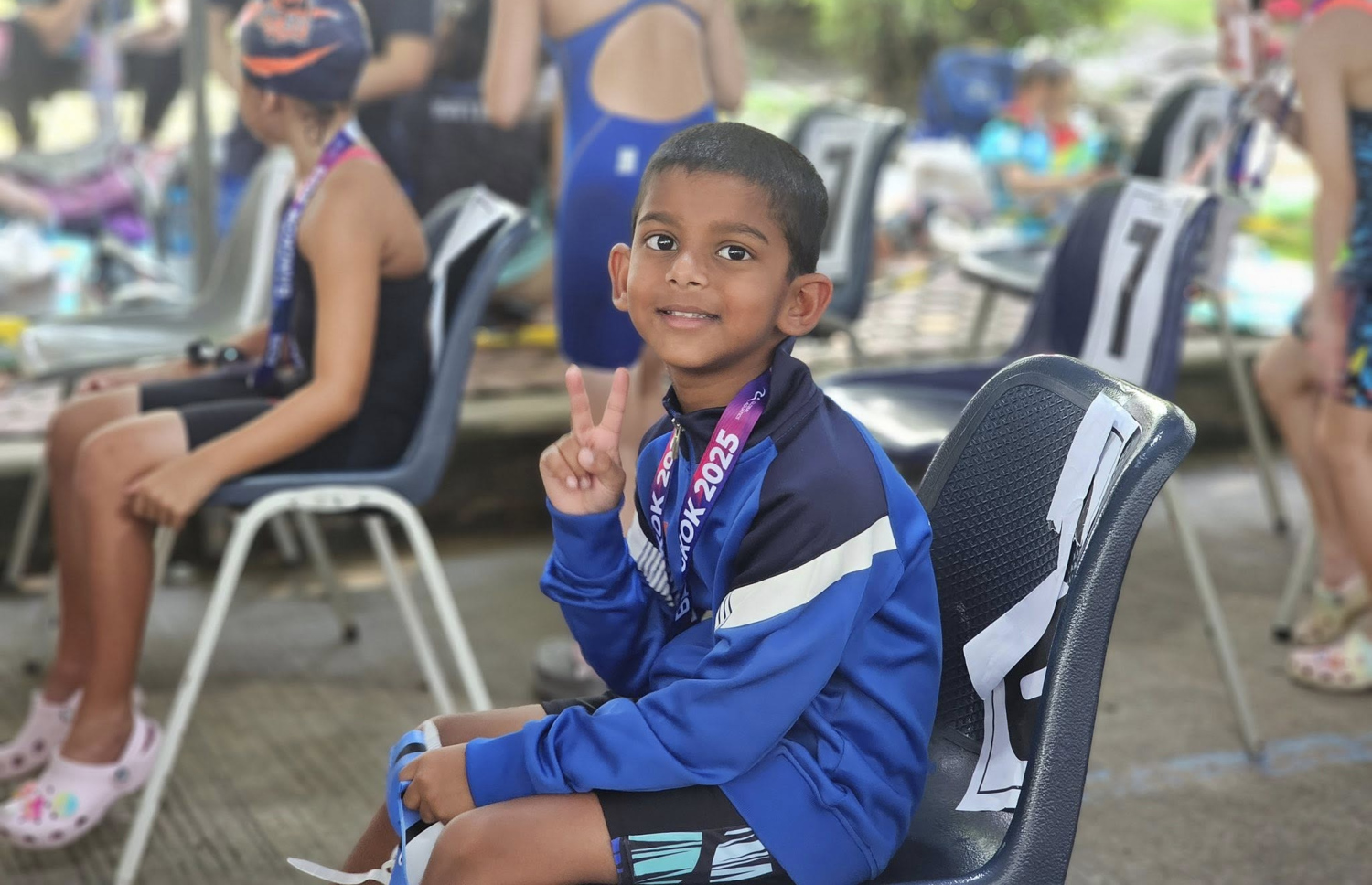 ތައިލެންޑުގެ ބެންކޮކްގައި ބޭއްވި އޭޝިއަން އޯޕަން ސްކޫލް އިންވިޓޭޝަނަލް ޝޯޓްކޯސް މުބާރާތުގައި އުމުރުން ހަތް އަހަރުން ދަށުގެ ބައިގައި ރާއްޖޭގެ ނިއު ލެގޫންގެ ފަރާތުން ބައިވެރި މީކާއިލް.