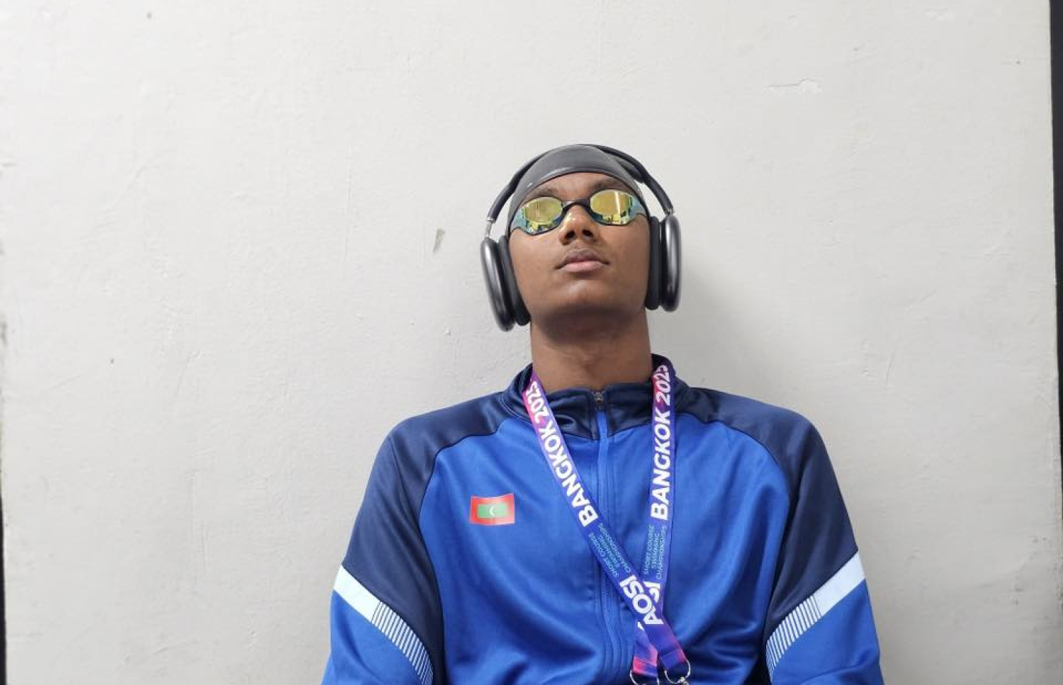 ތައިލެންޑުގެ ބެންކޮކްގައި ބޭއްވި އޭޝިއަން އޯޕަން ސްކޫލް އިންވިޓޭޝަނަލް ޝޯޓްކޯސް މުބާރާތުގައި ރާއްޖޭގެ ނިއު ލެގޫން ސުވިމިން ކްލަބް ތަމްސީލް ކުރި ފެތުންތެރިއެއް ކަމަށްވާ ލޫތު އިވެންޓަކަށް ތައްޔާރު ވެގެން.