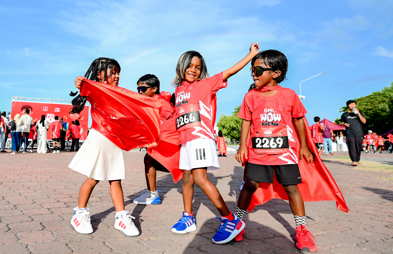 ބީއެމްއެލް އާއި ޓޯޓަލް ފިޓްނަސް ގްރޫޕް (ޓީއެފްޖީ) ގުޅިގެން މިއަދު ހުޅުމާލޭގައި ބޭއްވި ބީއެމްއެލް ވާއު ކިޑްސް ރަންގައި ބައިވެރިވި ދުވުންތެރިން.-- ފޮޓޯ: ނިޝާން އަލީ | މިހާރު