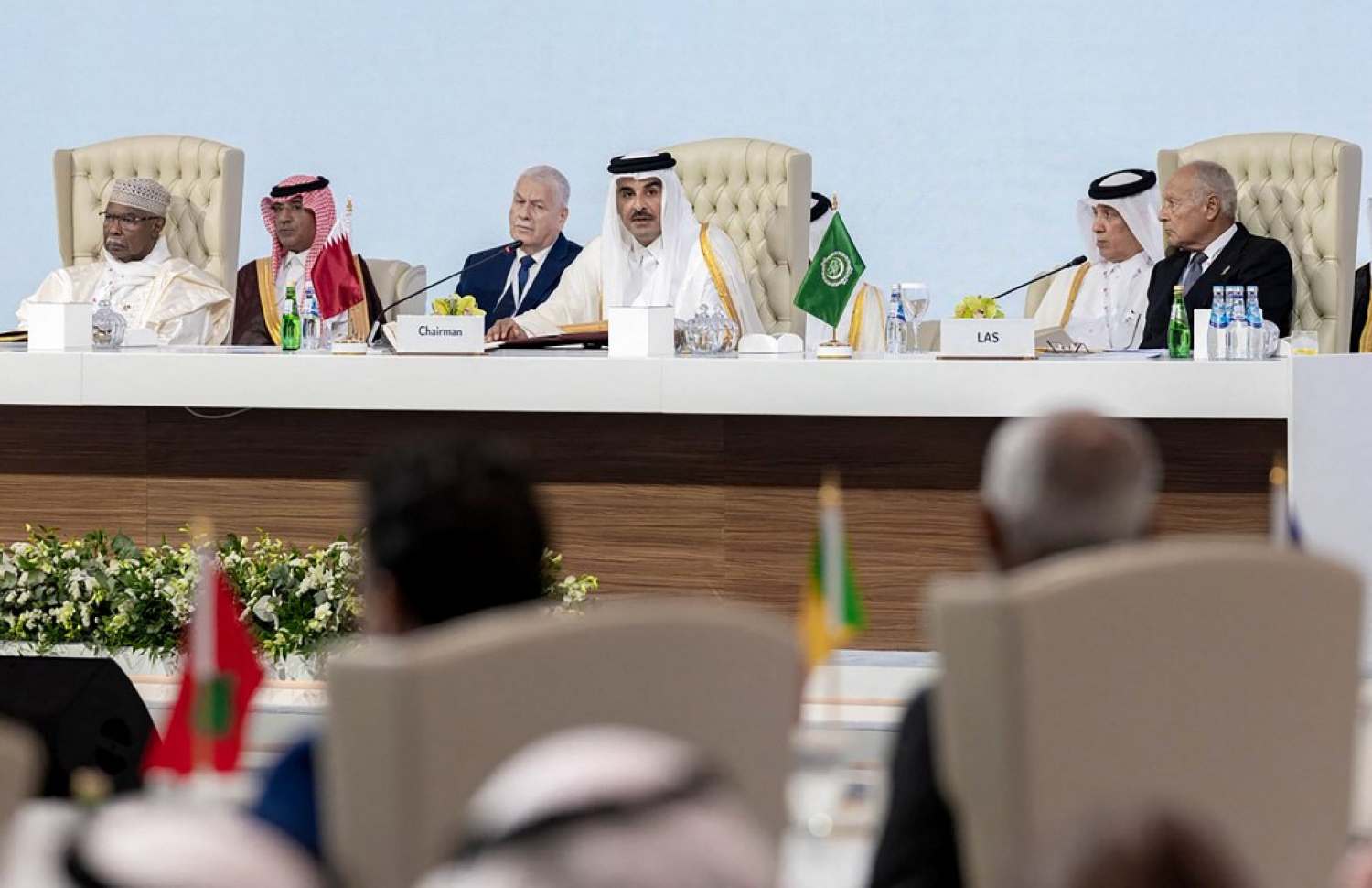 އިޒްރޭލުން ގަތަރަށް ދިން ހަމަލާއާ ގުޅިގެން ބޭއްވި އަރަބި އަދި އިސްލާމީ ގައުމުތަކުގެ ވެރިންގެ ބައްދަލުވުން ކުރިއަށްދަނީ. -- ގަތަރު ނިއުސް އެޖެންސީ/އޭއެފްޕީ