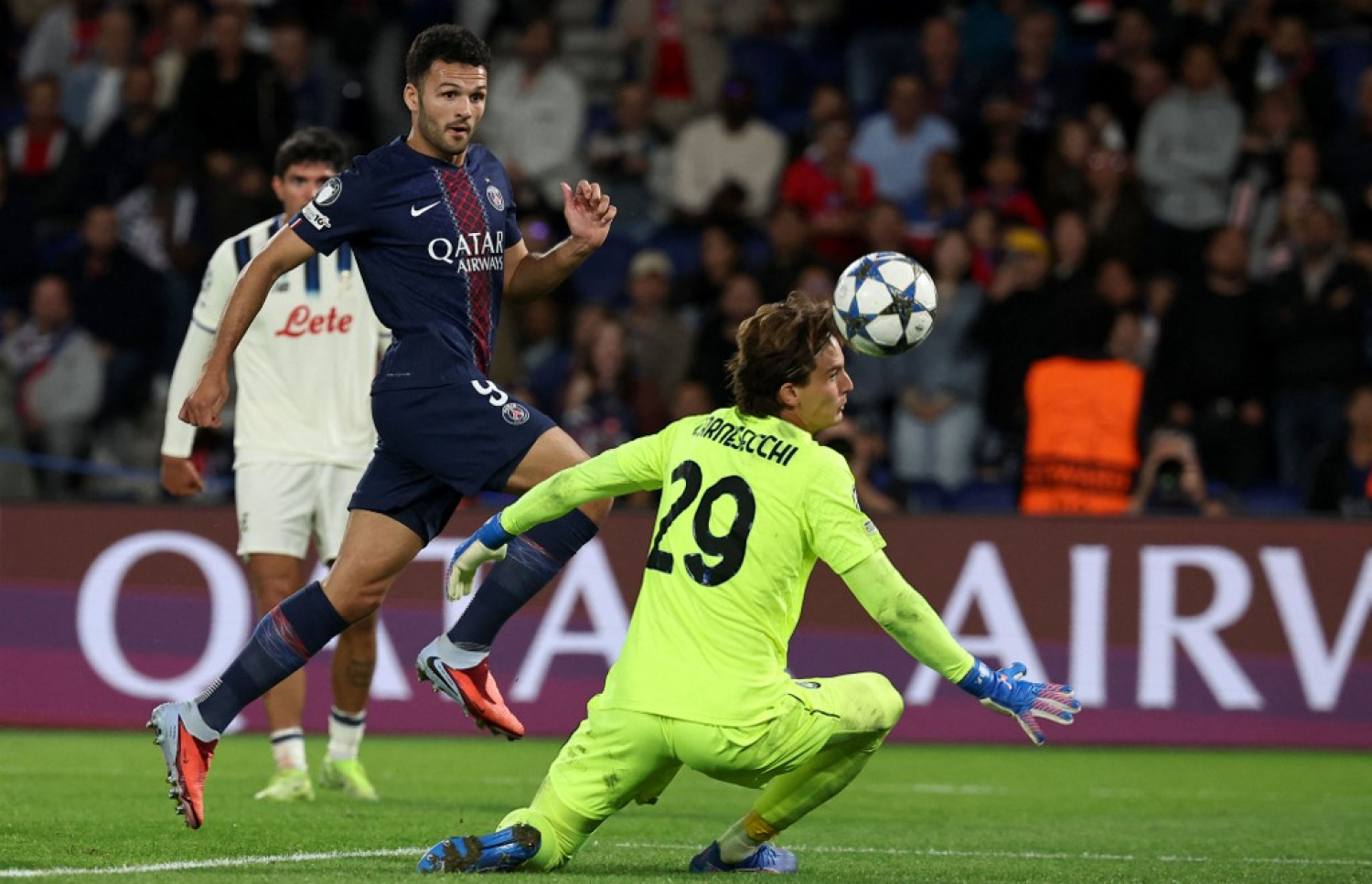 ރާމޯސް، ޕީއެސްޖީގެ ފަހު ލަނޑު ޖަހަނީ.-- ފޮޓޯ: އޭއެފްޕީ