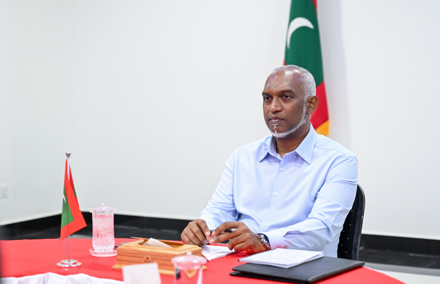 ރައީސް މުއިއްޒު: ރާއްޖޭގައި ދެ ލައްކައެއްހޭ ބޭރު މީހުން އުޅޭ ކަމަށް ވިދާޅުވި.