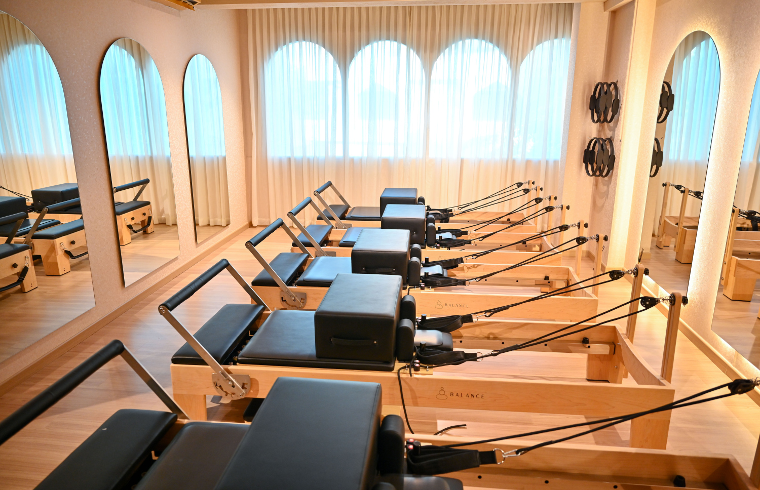 މާލޭގައި ހުޅުވި ބެލެންސް ސްޓޫޑިއޯ: މިތަނުގެ ޕްރޮގްރާމްތައް ނަގައިދޭނީ ތަޖުރިބާކާރު އިންސްޓްރަކްޓަރުން.- ފޮޓޯ: ފަޔާޒު މޫސާ | މިހާރު