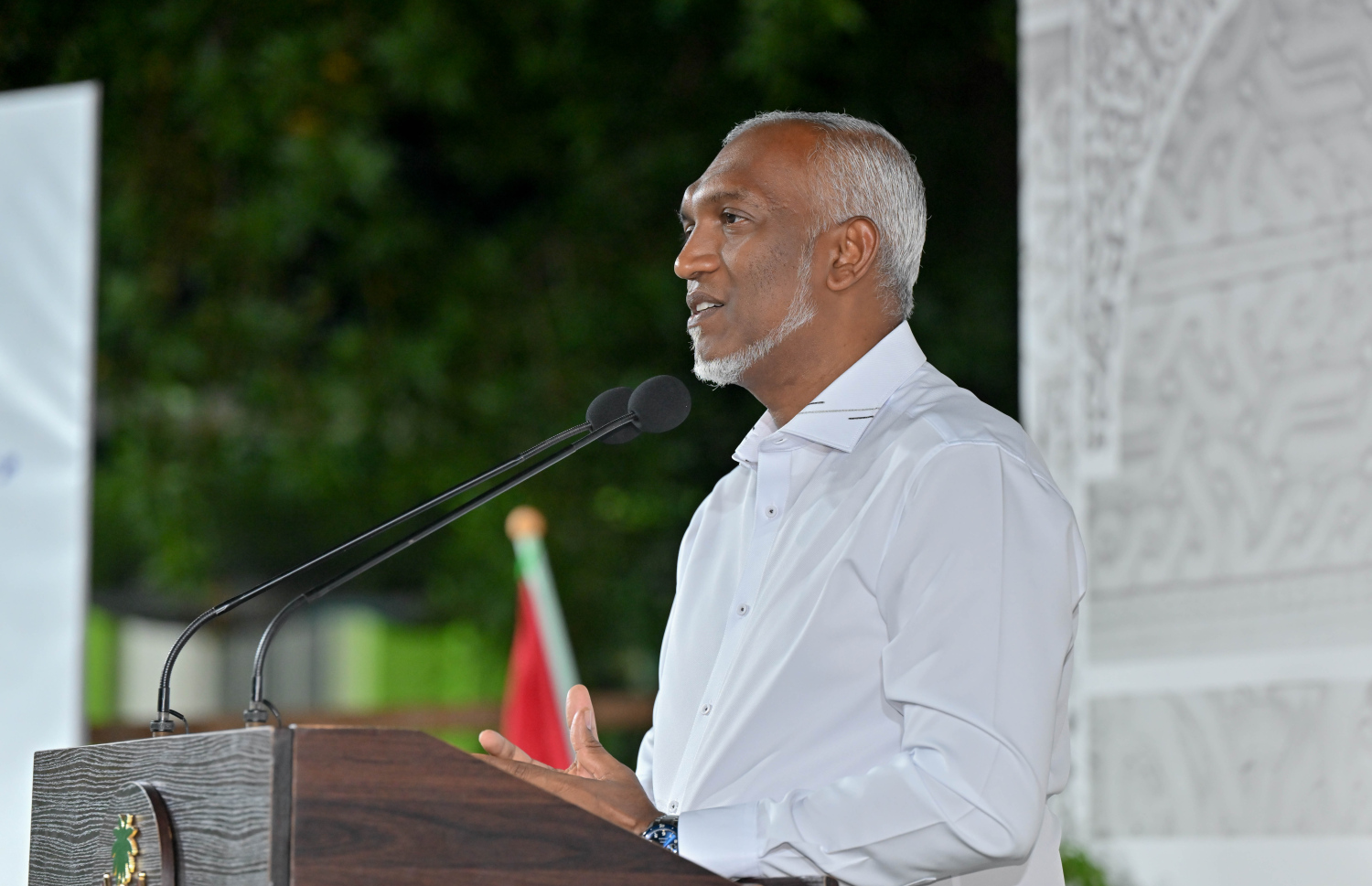 ރައީސް ޑރ. މުހައްމަދު މުއިއްޒު ތ. ވޭމަންޑޫގައި ވާހަކަފުޅު ދައްކަވަނީ. -- ފޮޓޯ | ރައީސް އޮފީސް