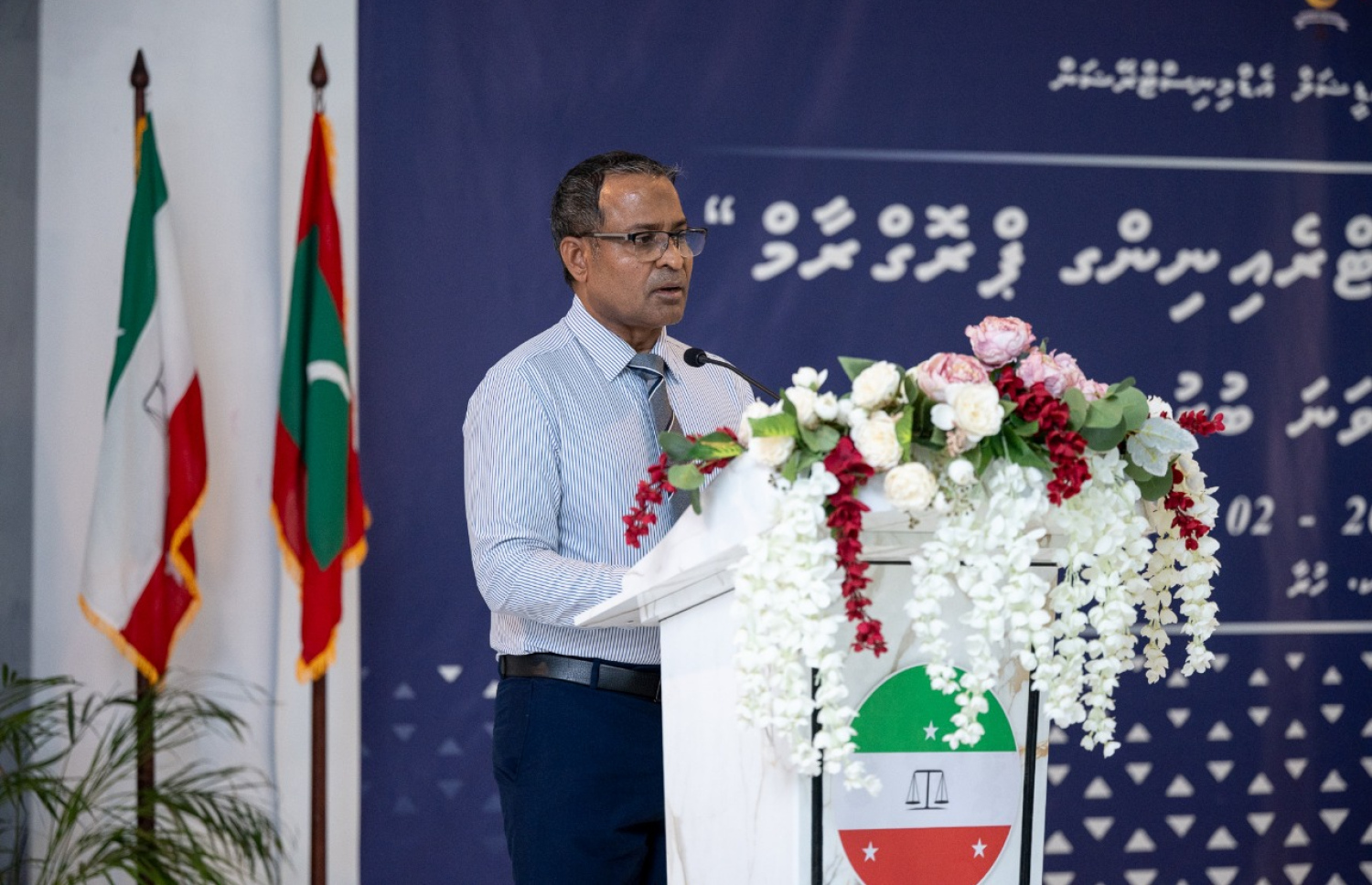 ޗީފް ޖަސްޓިސް އަބްދުލްޣަނީ މުހައްމަދު ވާހަކަ ދައްކަވަނީ.