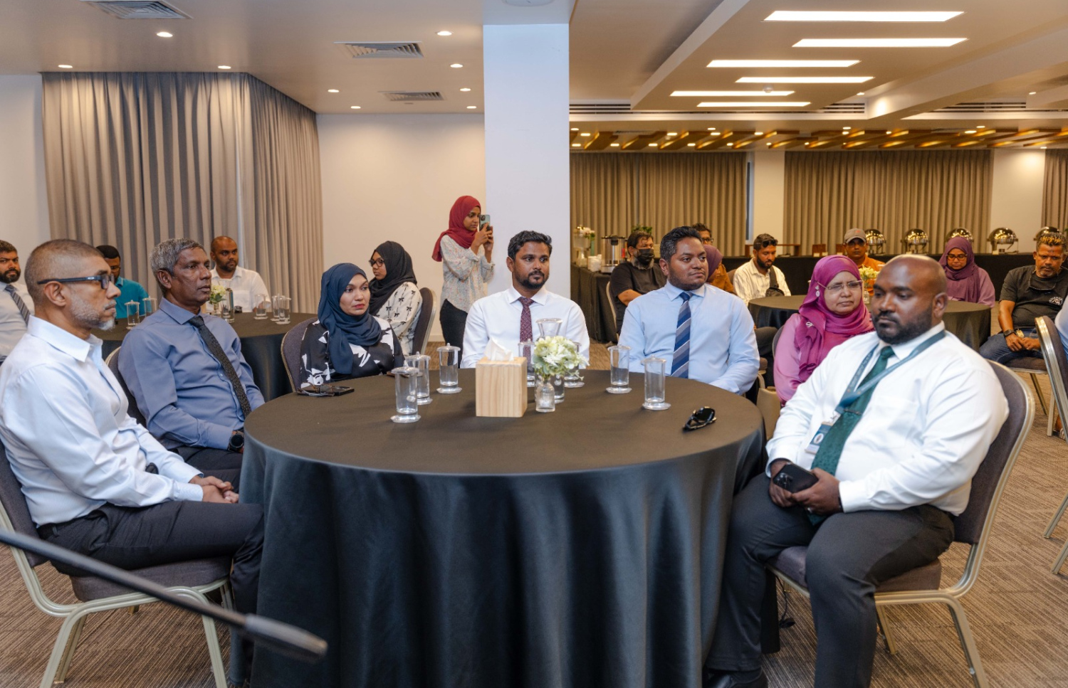 "ހިޔާވެހި" ސްކީމްގެ ދަށުން ލޯނު ދޫކުރަން ފެށުމުގެ ގޮތުން ބީއެމްއެލުން ބޭއްވި ރަސްމިއްޔާތު.-- ފޮޓޯ: ބީއެމްއެލް