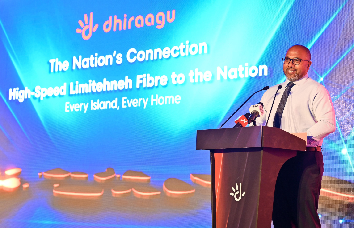 ރޭގެ ރަސްމިއްޔާތުގައި ހޯމްލޭންޑް ސެކިއުރިޓީ މިނިސްޓަރު އިހުސާން ދިރާގުގެ ކާމިޔާބީ ފާހަގަކުރައްވައި ވާހަކަ ދައްކަވަނީ.--- ފޮޓޯ: ފަޔާޒު މޫސާ | މިހާރު