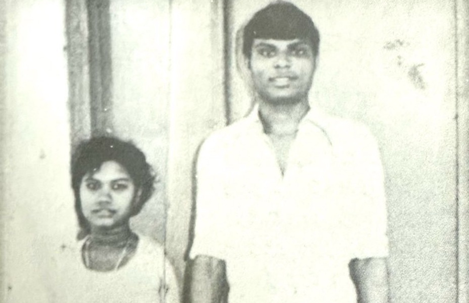 ޖަމީލާ އާއި އޭނާގެ ފިރިމީހާ ރެޖީނާ މޮހޮދޭ.