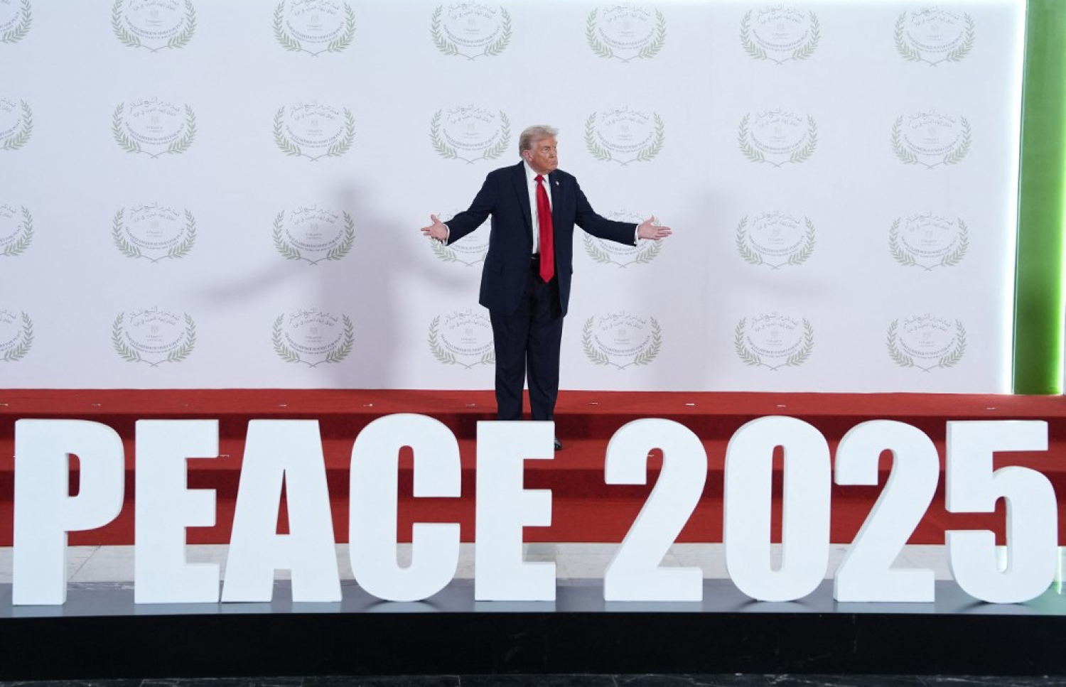 ޣައްޒާގެ ސުލްހައިގެ ސަމިޓުގައި އެމެރިކާގެ ރައީސް ޑޮނަލްޑް ޓްރަމްޕު. -- ފޮޓޯ: އޭއެފްޕީ