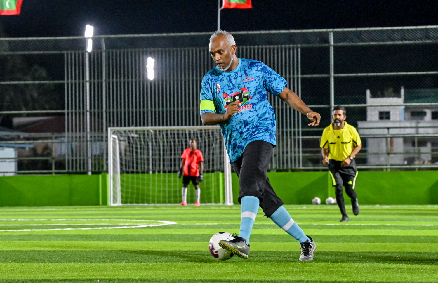 ރައީސް މުއިއްޒު: މި މެޗުގައި ކުޅުއްވާނެ. -- ފޮޓޯ: ރައީސް އޮފީސް