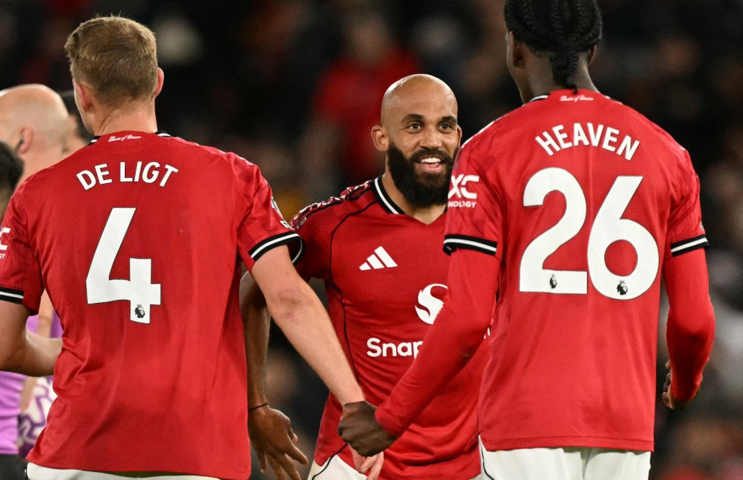 ޔުނައިޓެޑުން ބްރައިޓަން ކޮޅަށް ލަނޑު ޖެހުމަށް ފަހު،-- ފޮޓޯ: އޭއެފްޕީ