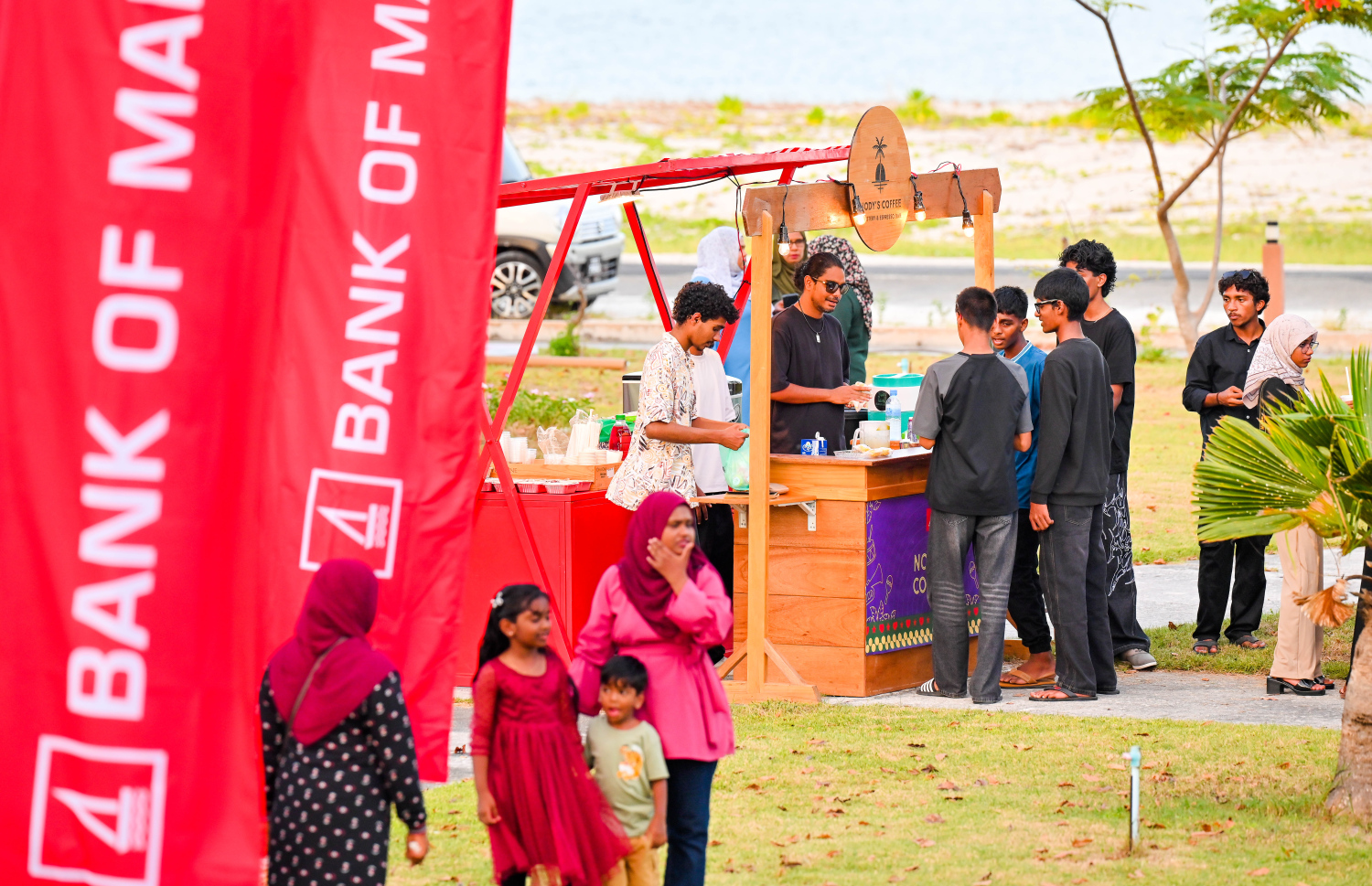 ބީއެމްއެލް އިން އިންތިޒާމު ކޮށްގެން އައްޑޫ ސިޓީ ގައި ބާއްވާ "ބީއެމްއެލް ކާނިވާ.-- ފޮޓޯ: ނިޝާން އަލީ | މިހާރު