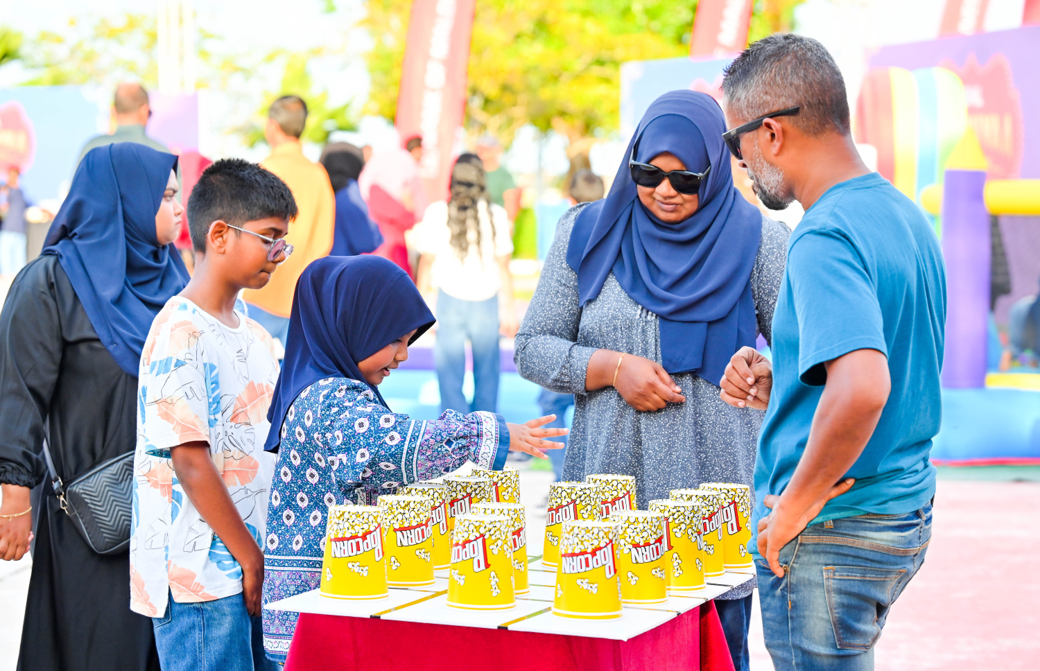 ބީއެމްއެލް އިން އިންތިޒާމު ކޮށްގެން އައްޑޫ ސިޓީގައި ބާއްވާ "ބީއެމްއެލް ކާނިވާ.-- ފޮޓޯ: ނިޝާން އަލީ | މިހާރު